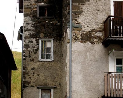 urban sketch in italy - step by step