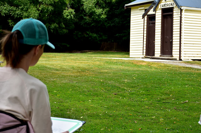 outside painting workshop : class photos